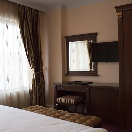 Stone Bridge Otel 4*